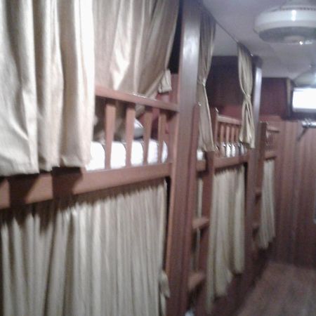 Classic Dormitory Мумбаи Экстерьер фото